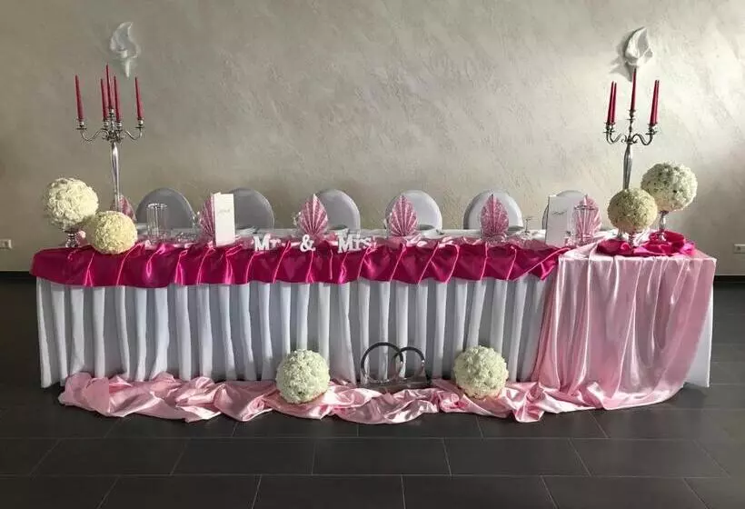 Hotelli Eventhaus Schamin