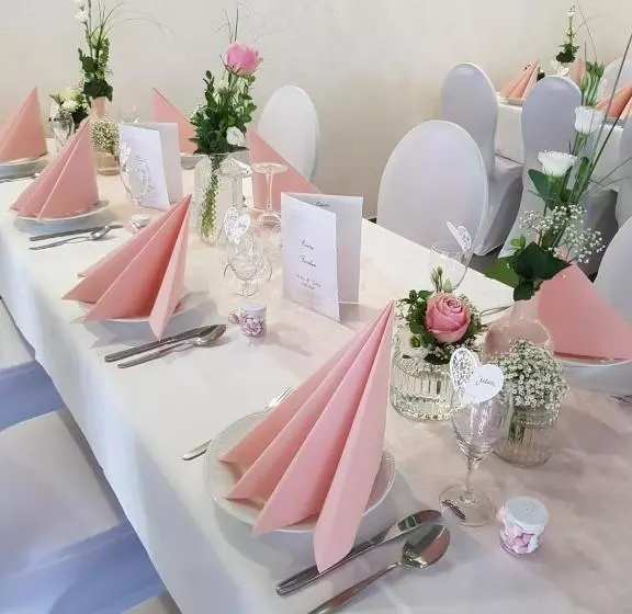 Hotelli Eventhaus Schamin