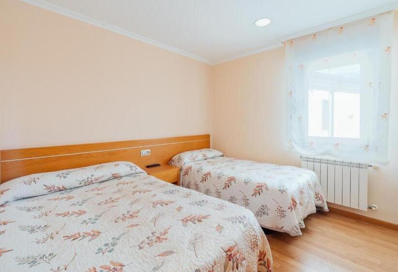 Отель Restaurante Cazador