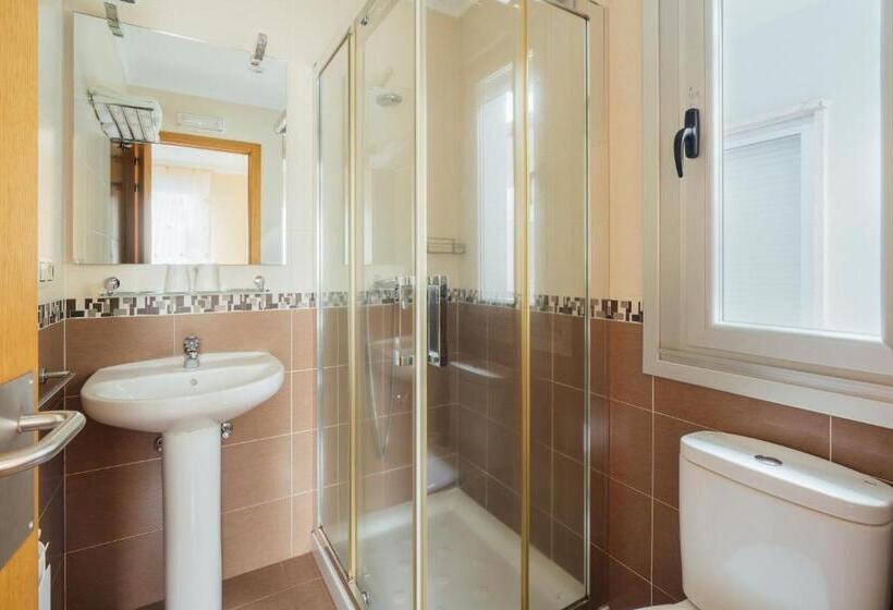 ホテル Restaurante Cazador