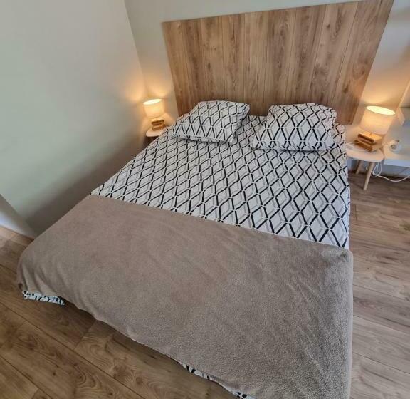 Пансион Au Jardin De La Saudrune