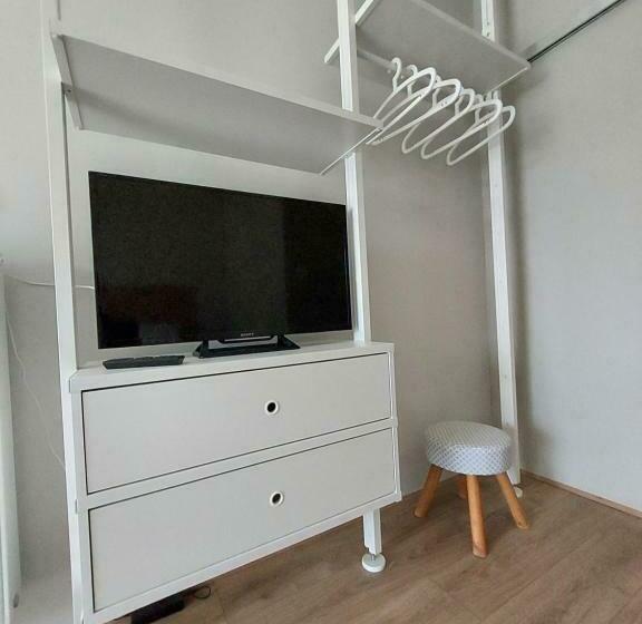 Пансион Au Jardin De La Saudrune