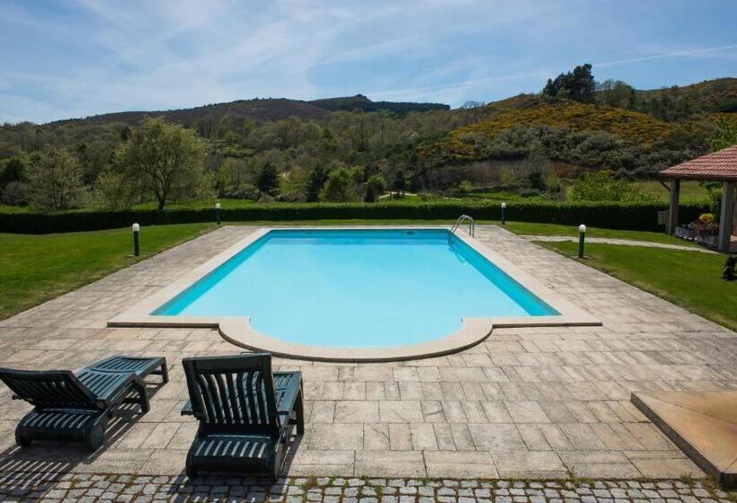 پانسیون Casa Da Eira Longa