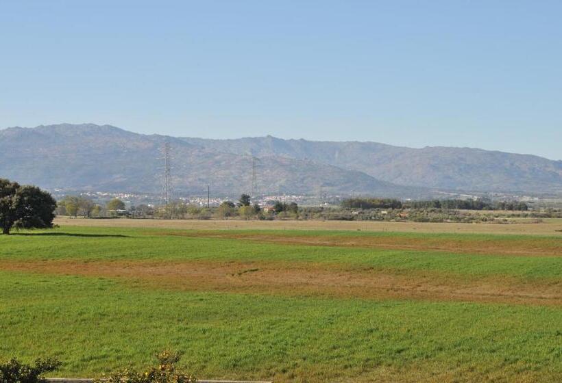 بنسيون Casa Da Lardosa