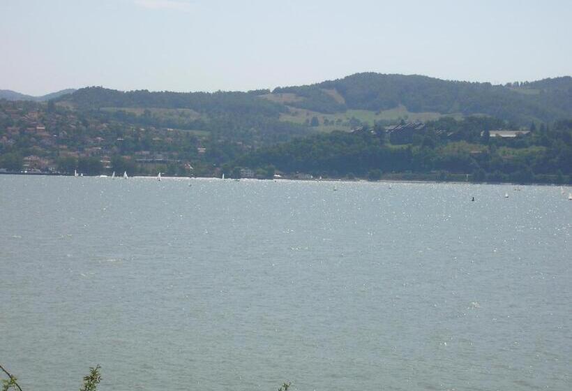 Пансион Casa Sviniceană