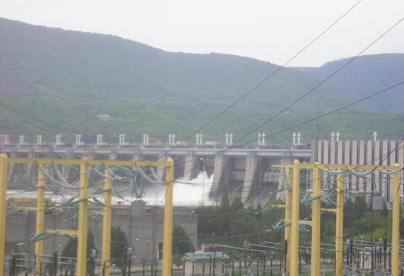 Пансион Casa Sviniceană