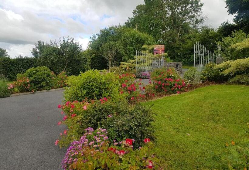 بنسيون Corrib View Lodge