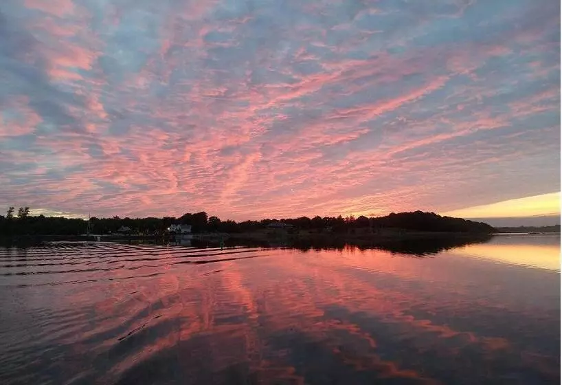Majatalo Corrib View Lodge
