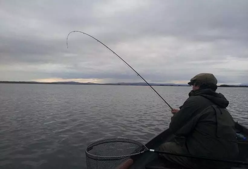 Majatalo Corrib View Lodge