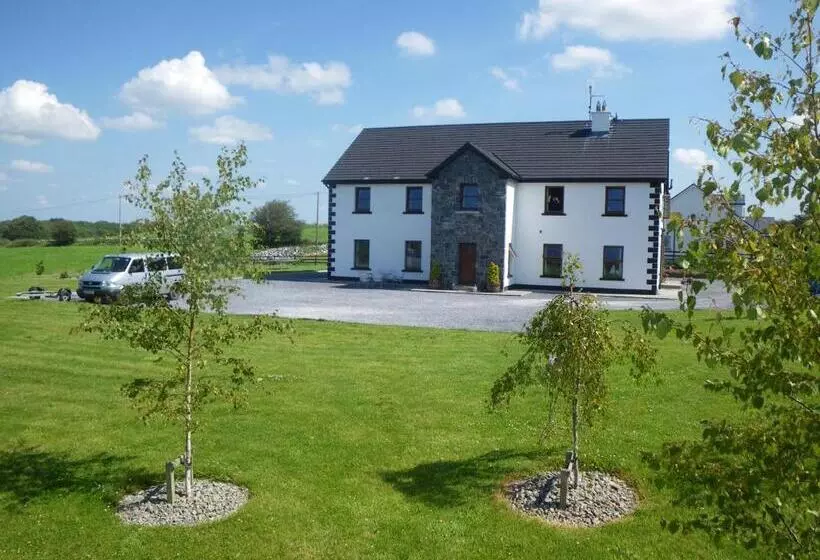 Majatalo Corrib View Lodge