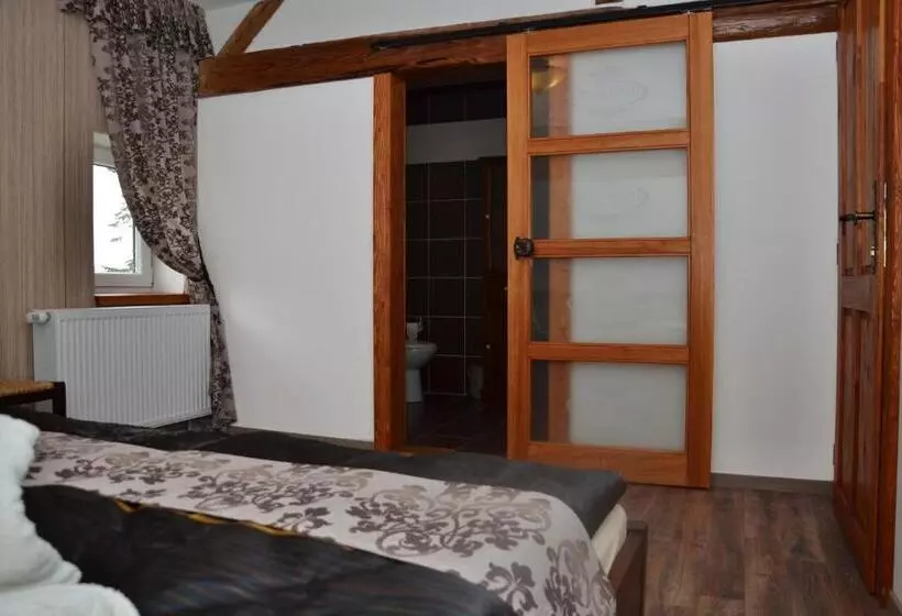 ペンション Granarollo Penzión Pizzeria