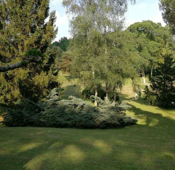 Пансион Le Jardin D Eau