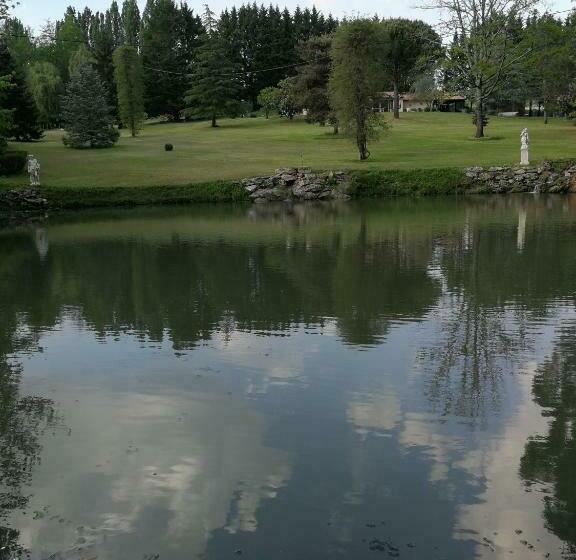 Пансион Le Jardin D Eau