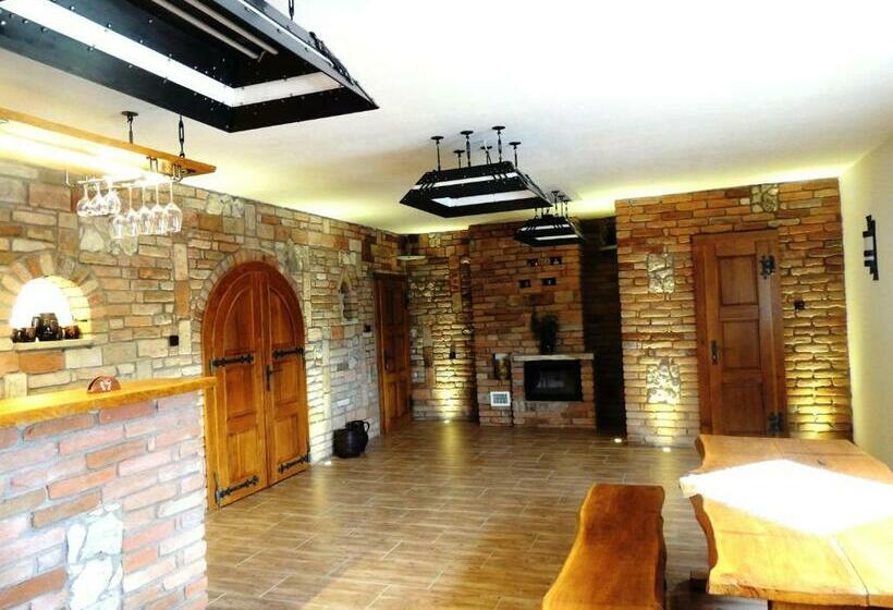 بنسيون Penzion A Vinarstvi Vavricek