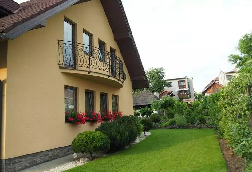 Majatalo Penzion Farkys