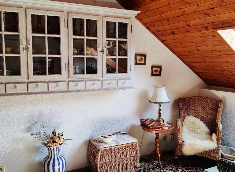 膳宿费 Penzion Stranny