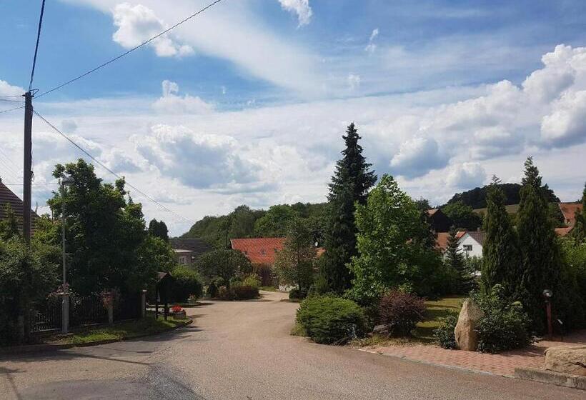 膳宿费 Penzion Stranny