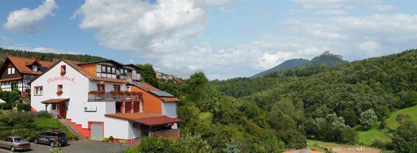 Pensão Gasthaus Trifelsblick
