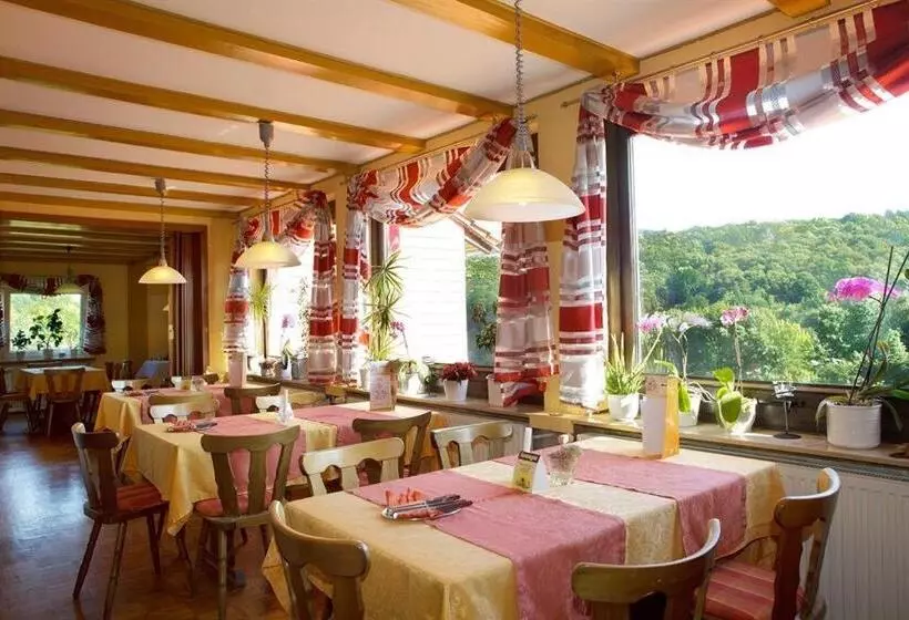 Majatalo Gasthaus Trifelsblick