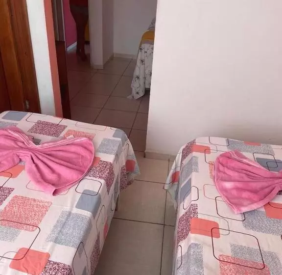 Retkeilymaja Pousada Sol Da Ilha