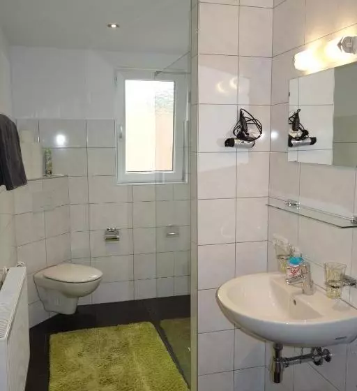 Retkeilymaja Wirtshaus Zum Stern