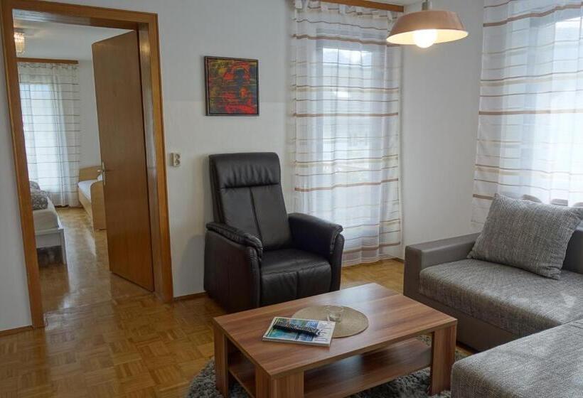 הוסטל Wirtshaus Zum Stern