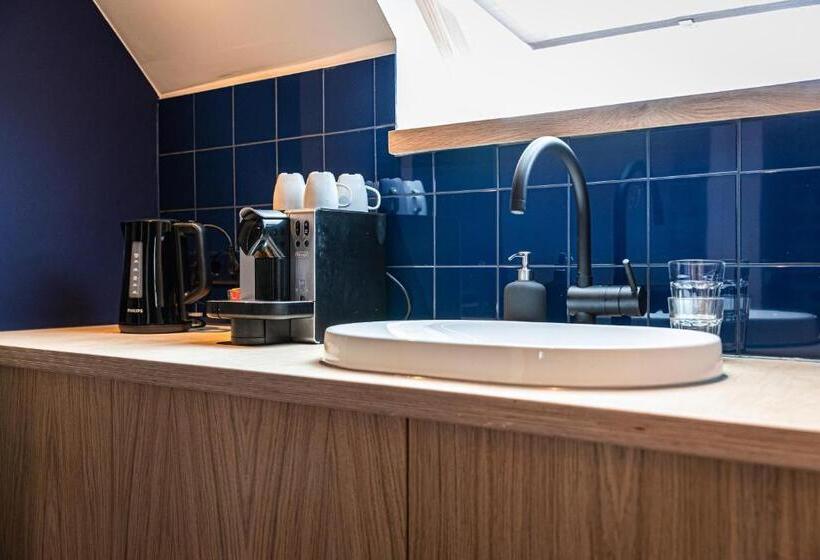 住宿加早餐  Landgoed Kasteel Limbricht