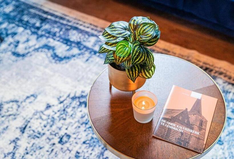 住宿加早餐  Landgoed Kasteel Limbricht