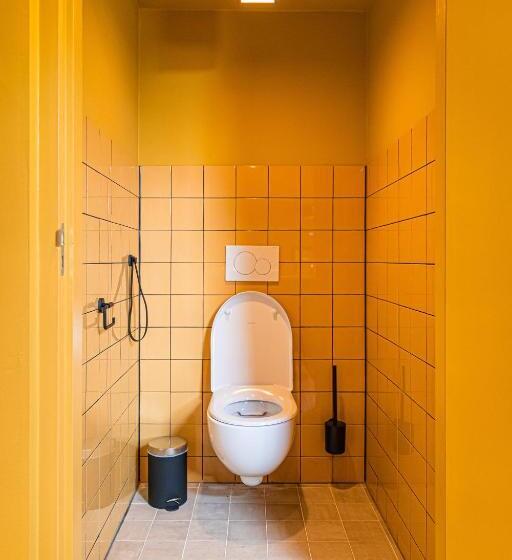 住宿加早餐  Landgoed Kasteel Limbricht