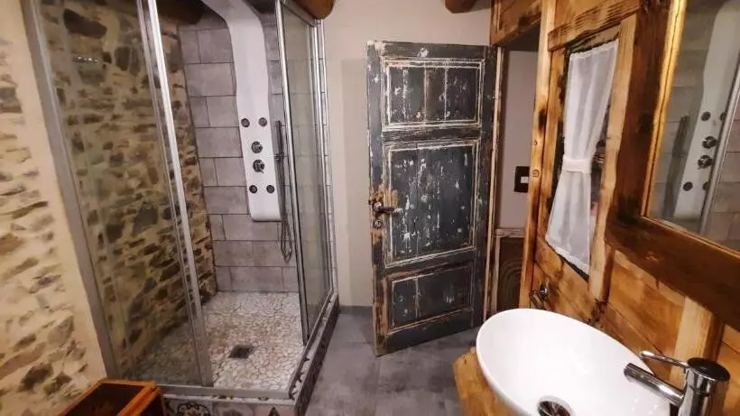 B&b La Corte Dei Cerri  Il Piccolo Chalet