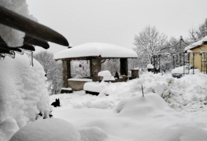 B&b La Corte Dei Cerri  Il Piccolo Chalet