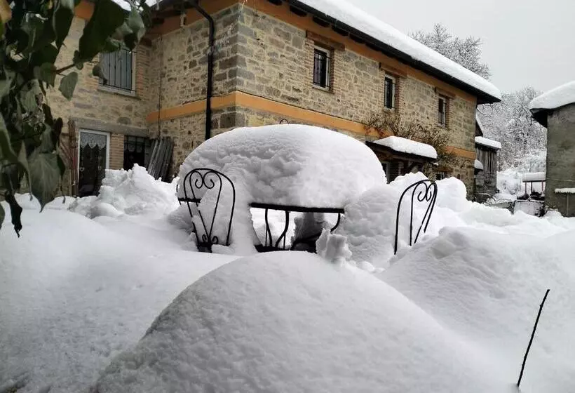 B&b La Corte Dei Cerri  Il Piccolo Chalet