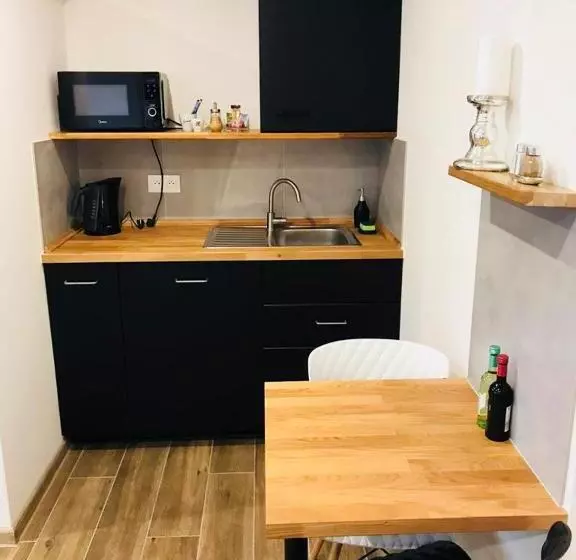 تختخواب و صبحانه Apartmán Ginko I