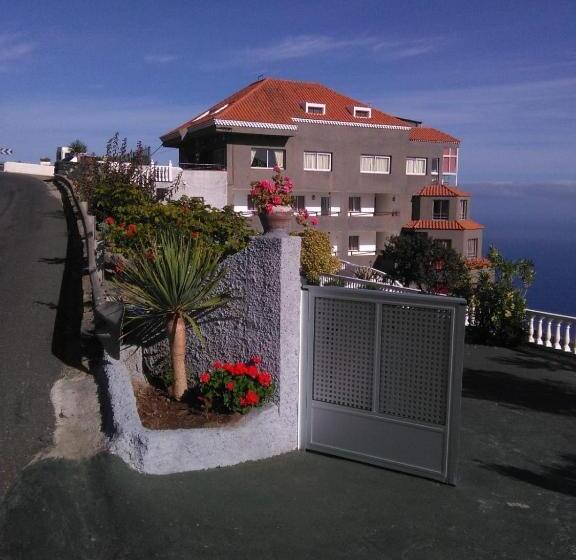 تختخواب و صبحانه Casa Mara Tenerife