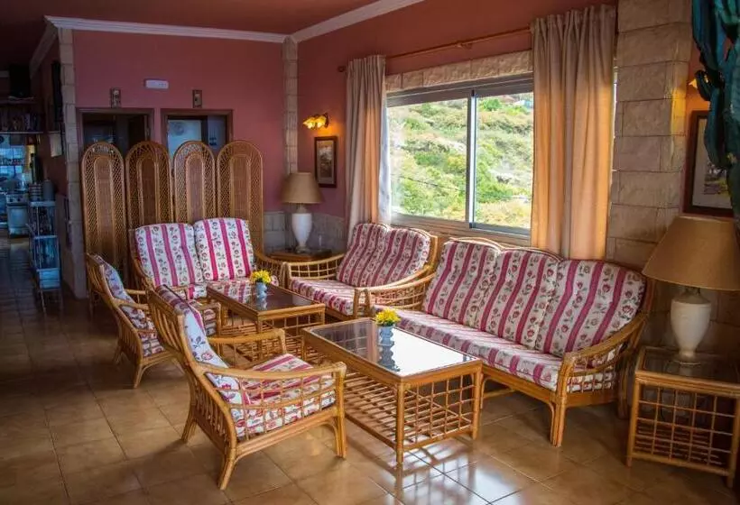 ベッドアンドブレックファースト Casa Mara Tenerife