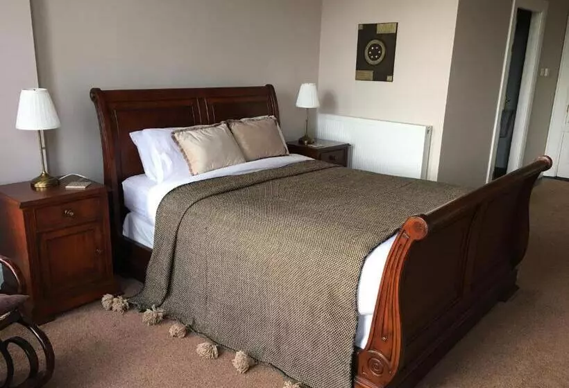 ベッドアンドブレックファースト Castlehacket House