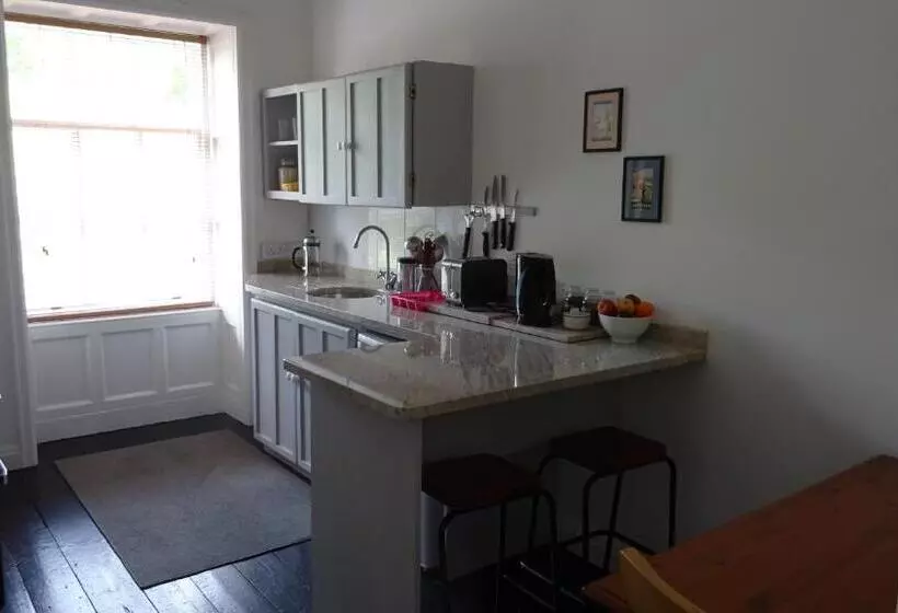 ベッドアンドブレックファースト Castlehacket House