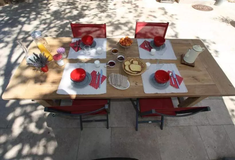 ベッドアンドブレックファースト Chambre D Hotes De Jacobiel