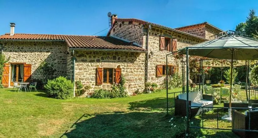 Aamiaismajoitus (B&B) Chambres D Hôtes La Hulotte 69