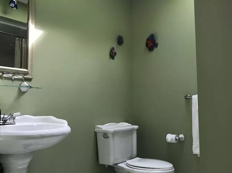 ベッドアンドブレックファースト Cresthaven By The Sea