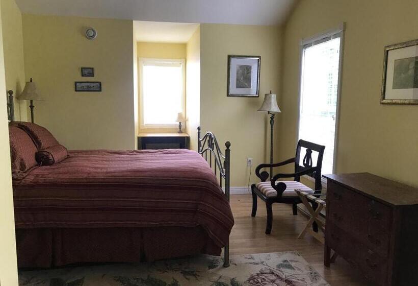 Bed and Breakfast Cresthaven By The Sea