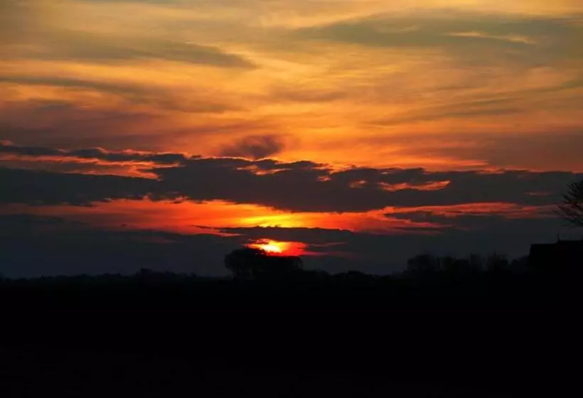 ベッドアンドブレックファースト Grytmanshoeve, Vakantiehuis Met Glamping