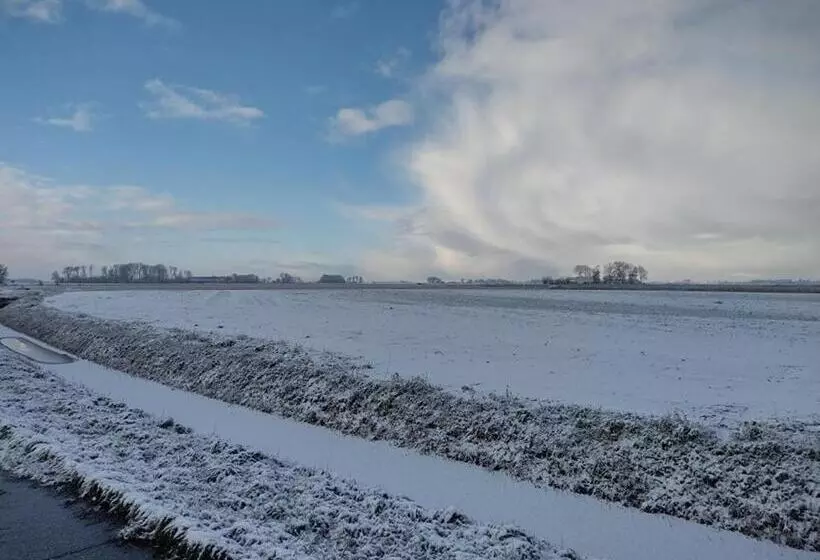 ベッドアンドブレックファースト Grytmanshoeve, Vakantiehuis Met Glamping