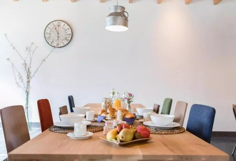 Aamiaismajoitus (B&B) In De Hei