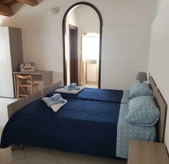 ベッドアンドブレックファースト L Oasi Di Rosi Affittacamere