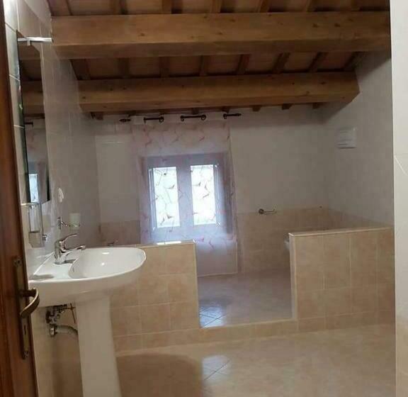 ベッドアンドブレックファースト L Oasi Di Rosi Affittacamere