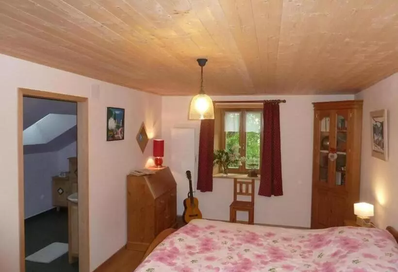 Aamiaismajoitus (B&B) La Fritillaire