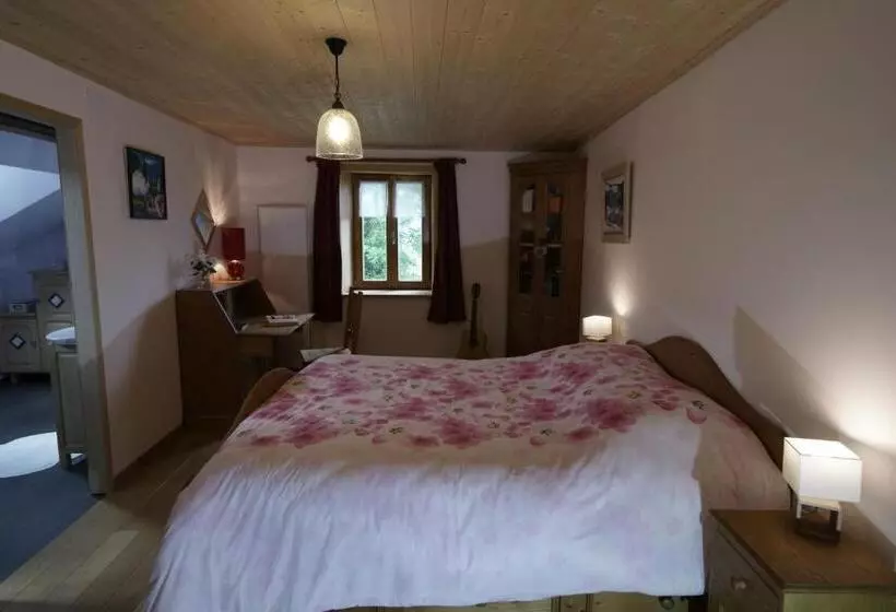 Aamiaismajoitus (B&B) La Fritillaire