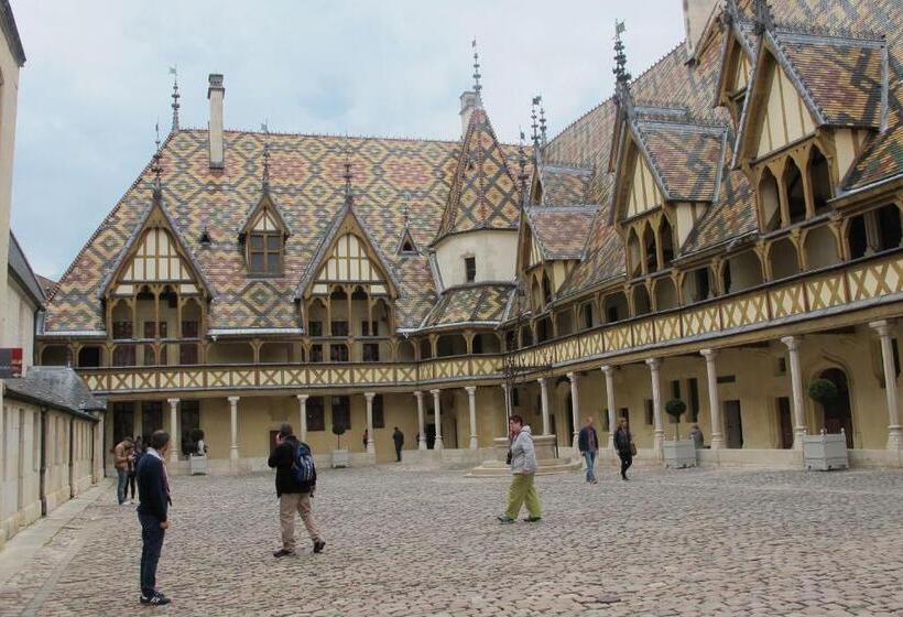 مبيت وإفطار La Grange De Félicie