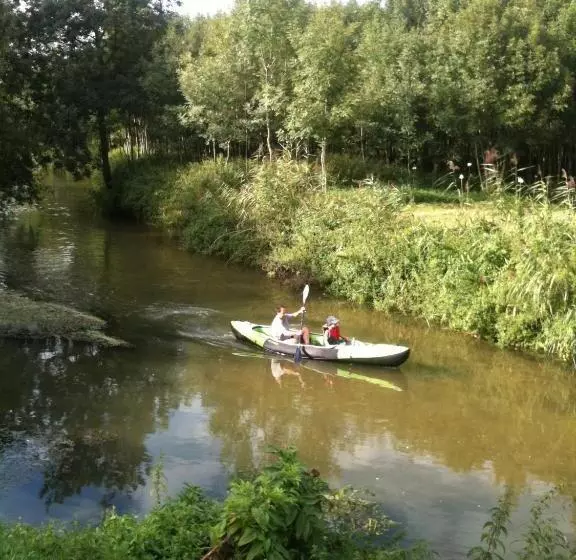 Aamiaismajoitus (B&B) La Grange De Félicie
